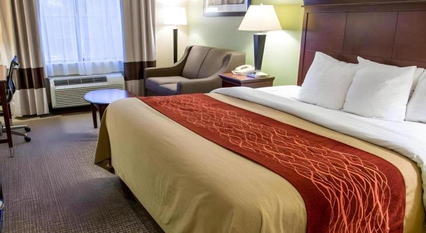 Comfort I-49 Hotel