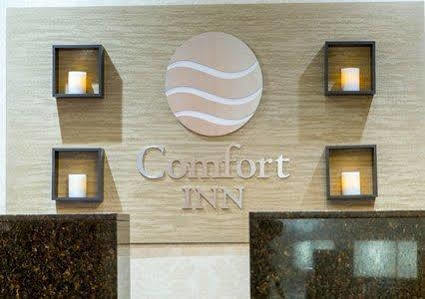 Comfort I-49 Hotel 2*